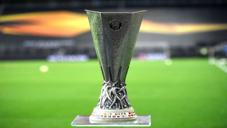 https://betting.betfair.com/football/europa%20league%20trophy%201280.jpg